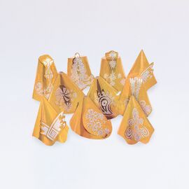 Gold-Hüte (25 Stück), Modell 77 / Chapeaux or (25 pièces), modèle 77